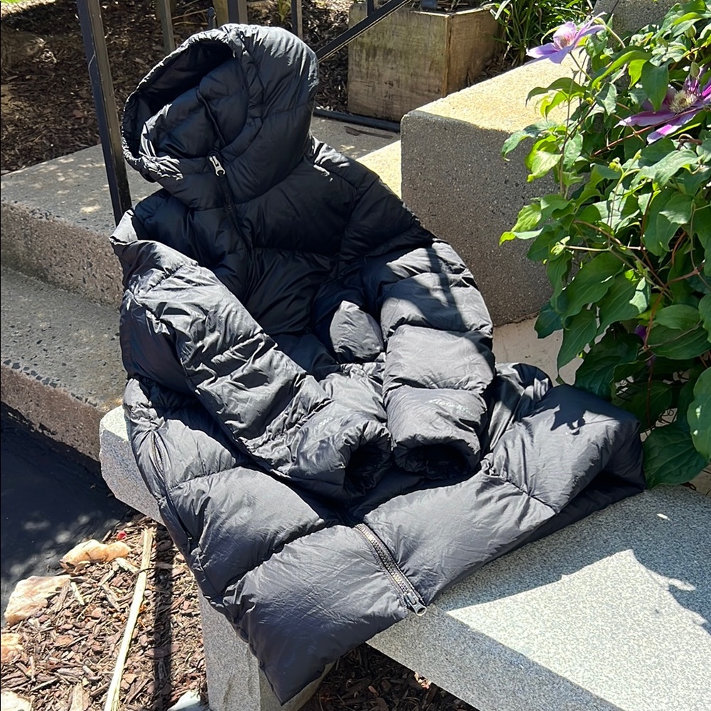 Eddie Bauer Black Puffer Jacket Weather-Resistant Insulation